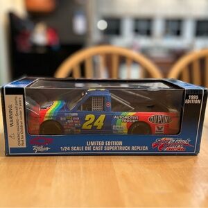 1995 Jeff Gordon #24 1/24 Scale Die Cast Supertruck